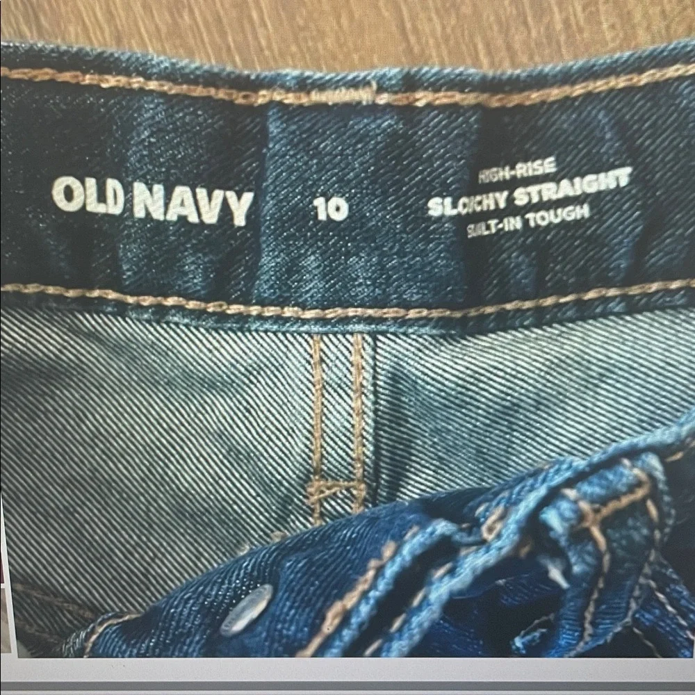 Old Navy High-Rise Slouchy Straight Jeans 10